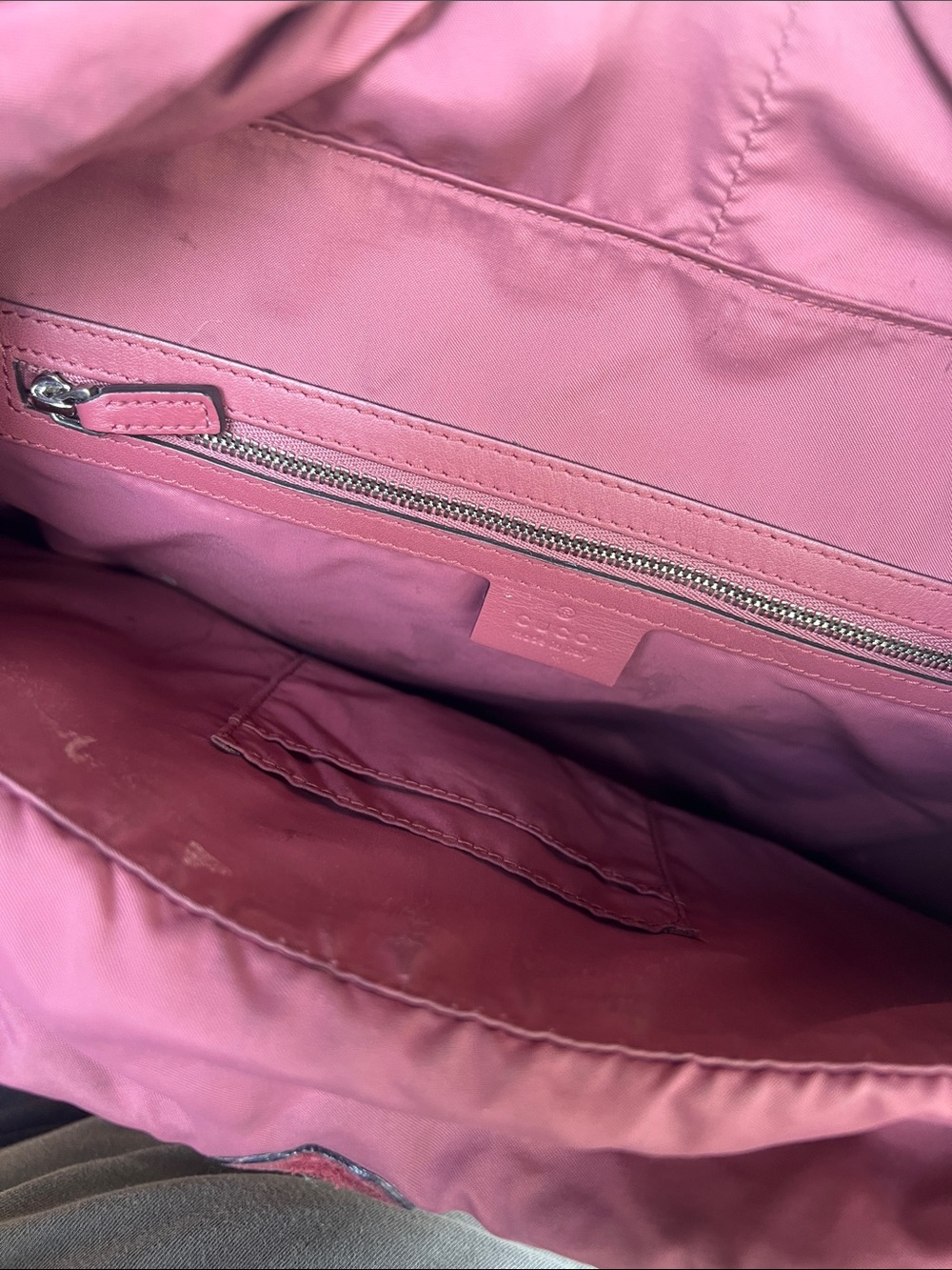 Gucci Brown GG Supreme Canvas Backpack with Pink Floral Print - Picture 3 of 8
